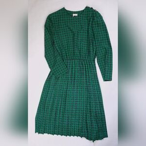 Leslie Fay Vintage 90s Medallion Print Green Blue Shirt Dress Pleated Women's M